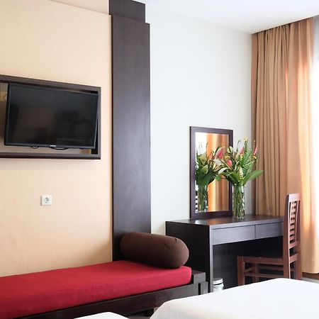 The Grand Hill Resort-Hotel Puncak Extérieur photo