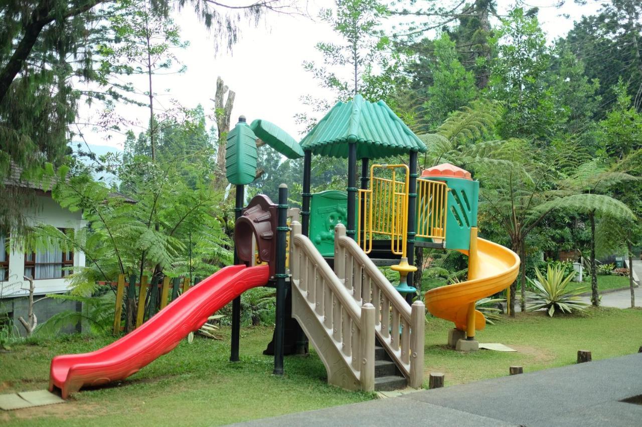 The Grand Hill Resort-Hotel Puncak Extérieur photo