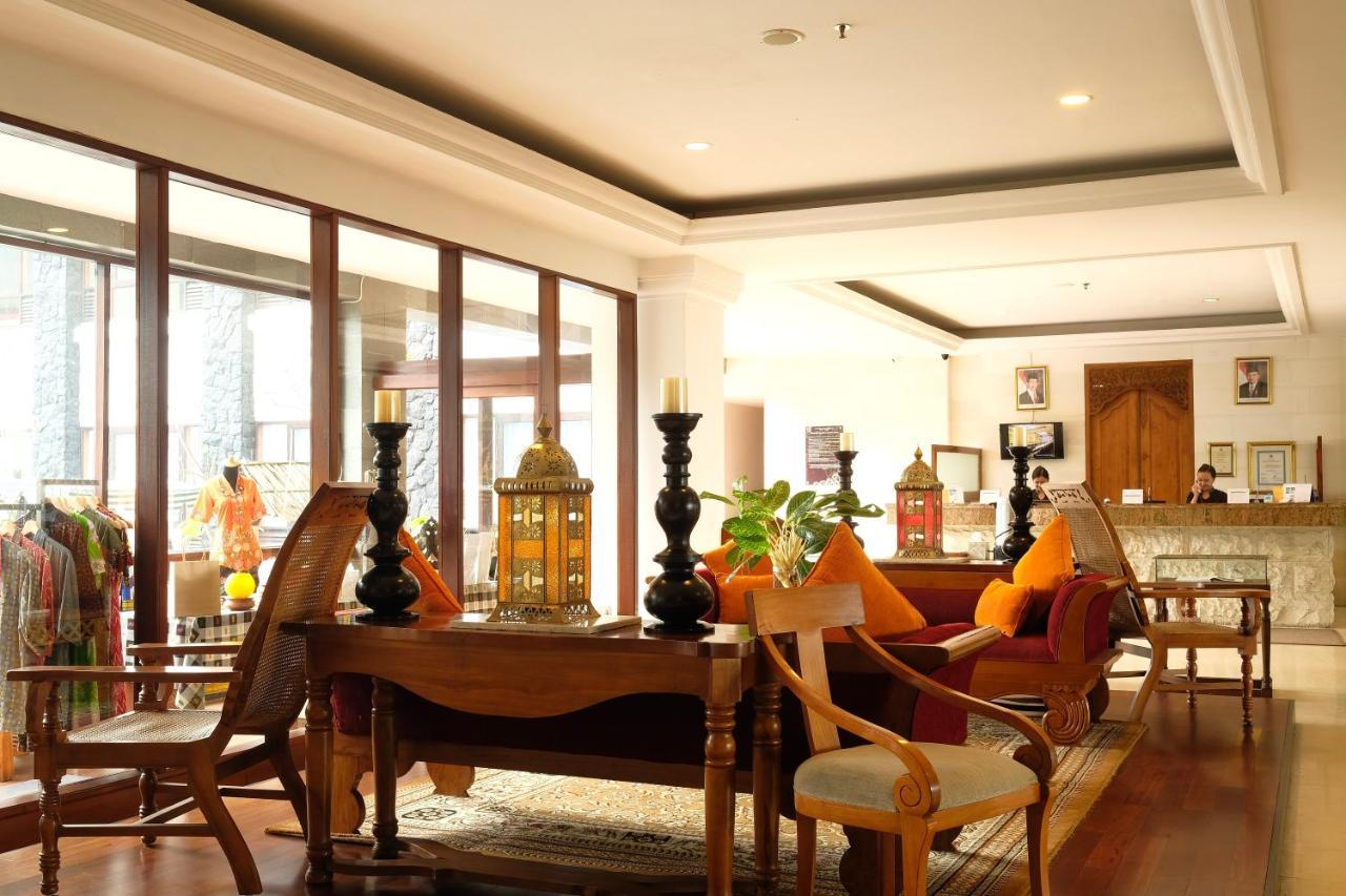 The Grand Hill Resort-Hotel Puncak Extérieur photo